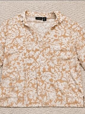 Tahari Peach and White Floral Collared Polo